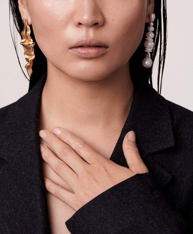 Persian tale hoop earring
